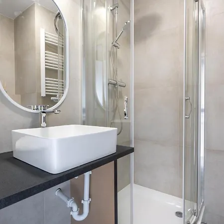 Brzezno Deluxe Apartment