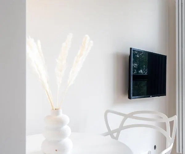 Brzezno Deluxe 格但斯克